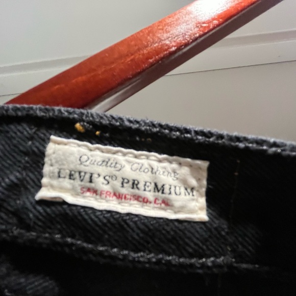 Gently Worn and Washed Item Levi’s 501 Skinny Jean - Picture 8 of 8